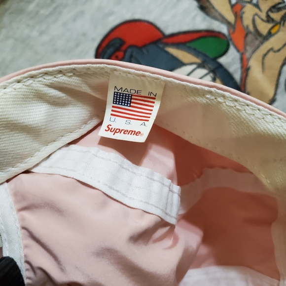 Sold Out! ๐ฆHP! SUPREME | Pink Hologram Iridescent Logo RARE Camp Cap! - Picture 5 of 8